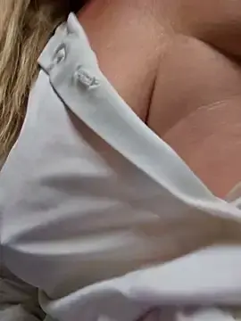 Stripchat Adult Webcam of Melody73