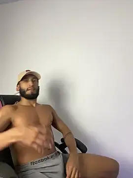 Stripchat Free Porn Cam of Dasul_
