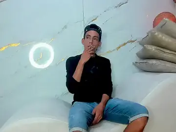 Stripchat Adult Webcam of AmazingOrgasm