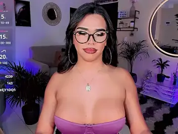 Stripchat Free Porn Cam of Franciis_4u