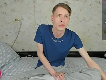 Stripchat Live Sex Cam of ERICK__DEEN