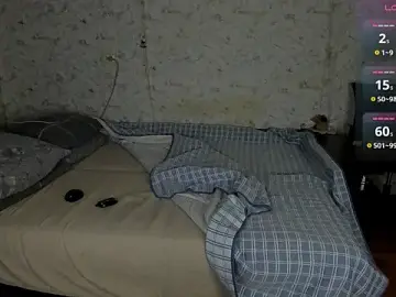 Stripchat Live Sex Cam of ERICK__DEEN