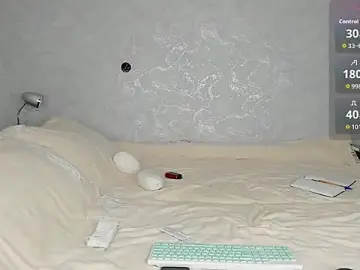 Stripchat Live Sex Cam of ERICK__DEEN