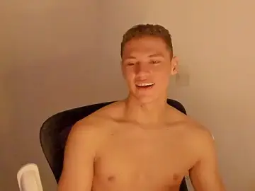 Stripchat Adult Webcams of laurent_nova