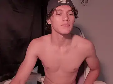 Stripchat Sex Cam of laurent_nova