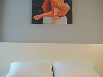 Stripchat Free Porn Cam of AnnaSiren