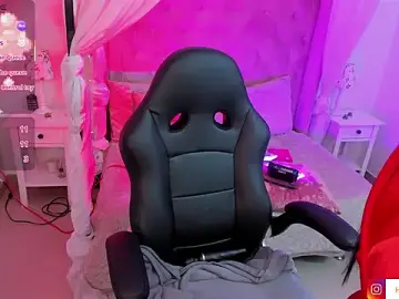 Stripchat Live Sex Cam of Hanna__Becker_