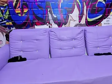 Stripchat Watch Live Sex Cams of miacam-hot