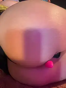 Stripchat Sex Cam of veyolla_betsh