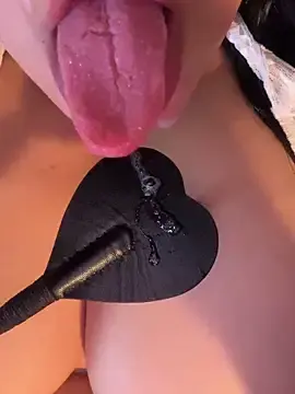 Stripchat Free Live Porn of veyolla_betsh