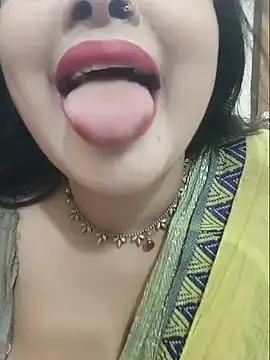 Stripchat Free Porn Cam of Beauty_Queen_Soniya