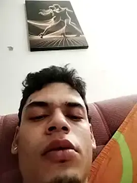 Stripchat Free Porn Cam of cristopher_maclean