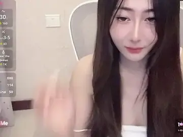 Stripchat Nude Webcam of qiqi--