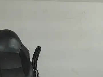 Stripchat Sex Cam of brant_garciabbc