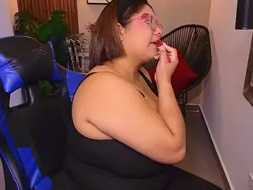 Stripchat Live Sex Cam of Kenya--Buhle