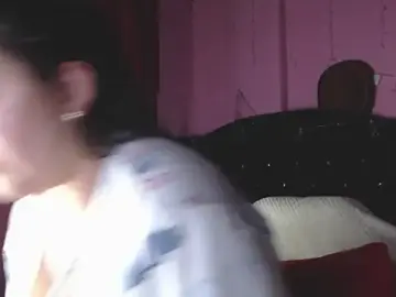 Stripchat Nude Webcam of NikkiRous_