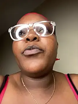 Stripchat Free Porn Cam of Bellaanjay