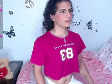 Stripchat Free Porn Cam of karen_sophia