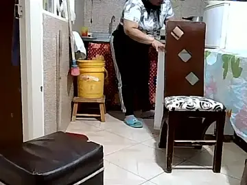 Stripchat Nude Webcam of Boycuriousxxx