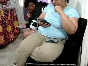 Stripchat Nude Webcam of Boycuriousxxx