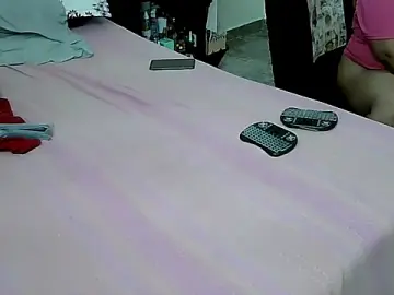 Stripchat Live Sex Cam of Boycuriousxxx