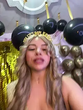 Stripchat Watch Live Sex Cams of CristalGmez
