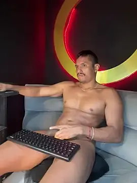 Stripchat Best live sex cam show of Abra_ham13