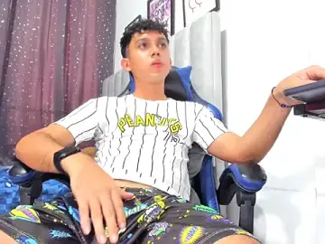 Stripchat Live Porn of The_skinnyguys
