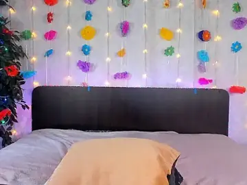 Stripchat Free Porn Cam of Milana_Crystal_