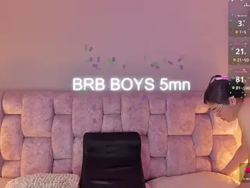 Stripchat Live Porn of Emilyboobss