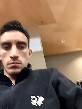 Stripchat Best live sex cam show of TommyMomentum