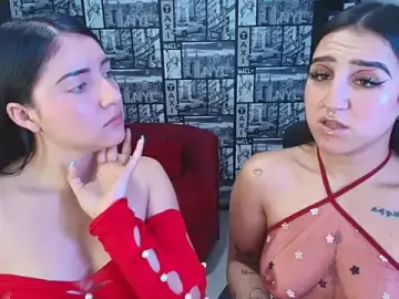 Stripchat Private Sex Chat of Isa_And_Natasha