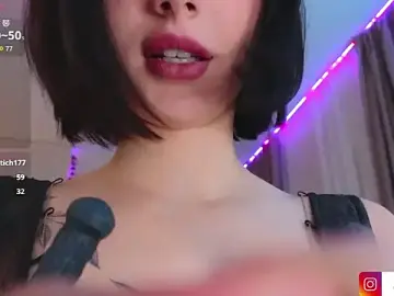 Stripchat Live Sex Cam of ammy_cummy