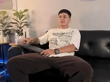 Stripchat Adult Webcam of Cristopher_strong