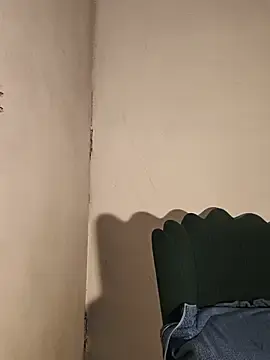 Stripchat Free Porn Cam of DIRTYSECRET_QUEEN_07
