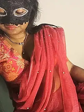 Stripchat Free Porn Cam of DIRTYSECRET_QUEEN_07