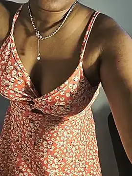 Stripchat Best live sex cam show of DIRTYSECRET_QUEEN_07