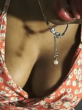 Stripchat Live Sex of DIRTYSECRET_QUEEN_07