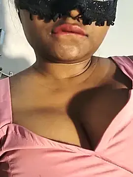 Stripchat Live Porn of FANTASY_QUEEN_07