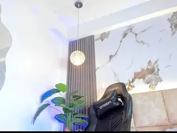 Stripchat Live Sex of KatheMiler