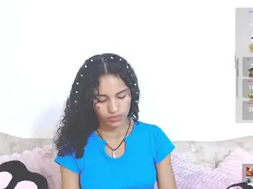 Stripchat Sex Cam of Corey_Bless