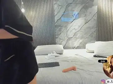 Stripchat Sex Cam of martina_mayers