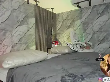 Stripchat Adult Webcams of martina_mayers