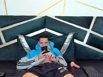 Stripchat Adult Webcam of thiago19s