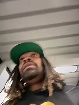 Stripchat Watch Live Sex Cams of 2HandsLong