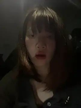 Stripchat Sex Cam of littleqiu