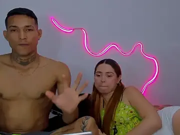 Stripchat Live Sex Cam of Hana_and_Zeta