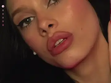 Stripchat Free Porn Cam of Olivia_Faye