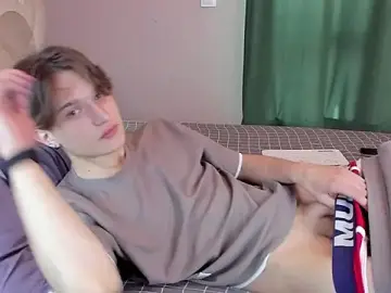 Stripchat Watch Live Sex Cams of Ian_Flor