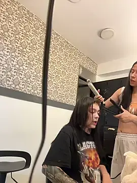 Stripchat Sex Cam of emma_soul1